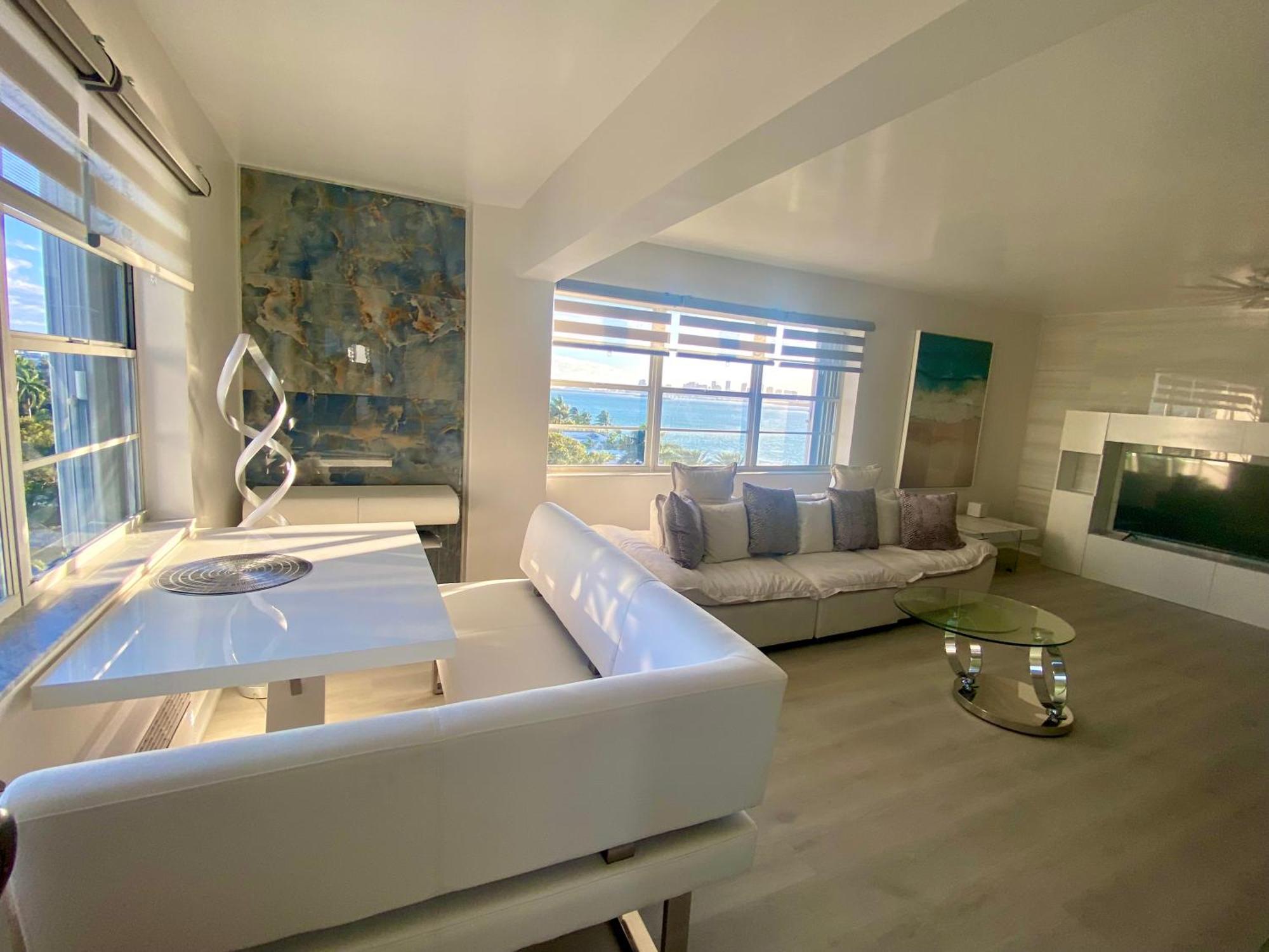 Panoramic Luxurious Waterfront One Bedroom Apartment With Miami Skyline View Free Parking 5Min Drive To Маямі-Біч Екстер'єр фото