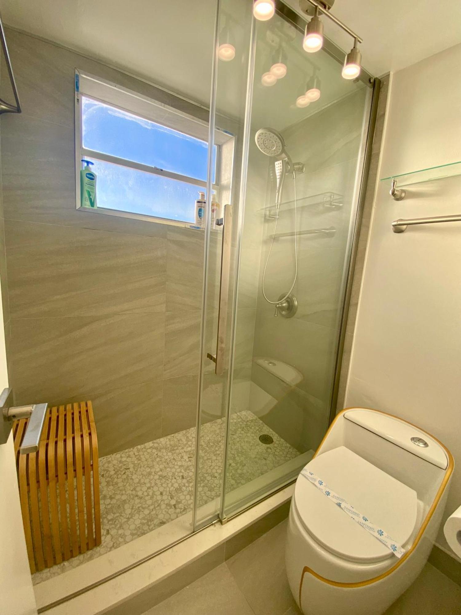 Panoramic Luxurious Waterfront One Bedroom Apartment With Miami Skyline View Free Parking 5Min Drive To Маямі-Біч Екстер'єр фото