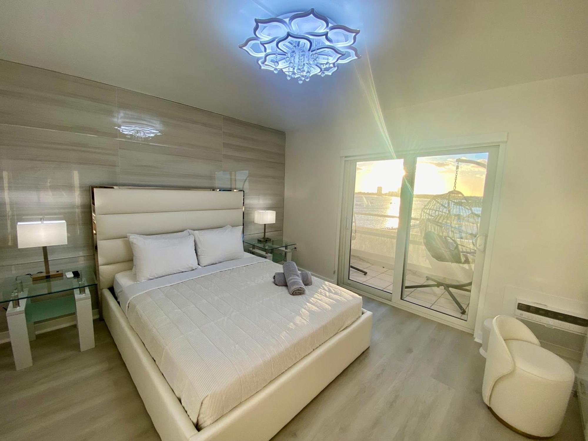 Panoramic Luxurious Waterfront One Bedroom Apartment With Miami Skyline View Free Parking 5Min Drive To Маямі-Біч Екстер'єр фото