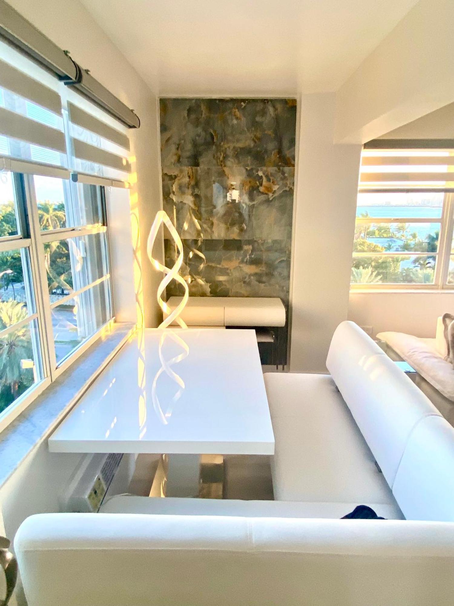 Panoramic Luxurious Waterfront One Bedroom Apartment With Miami Skyline View Free Parking 5Min Drive To Маямі-Біч Екстер'єр фото